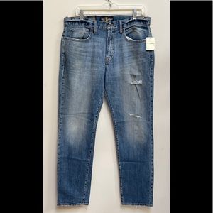 Lucky 121 Heritage Slim Jeans.  New